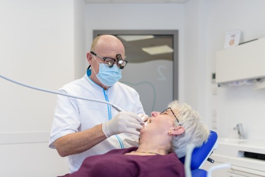 Die Behandlung von Parodontitis ist von elementarer Bedeutung für Ihre Gesundheit
